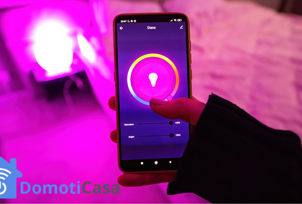 Come configurare un lampadario smart in 5 minuti