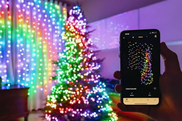 Black Friday 2025 le migliori luci di Natale smart in offerta su Amazon